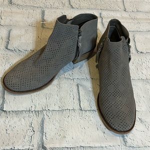 NWOT Dolce Vita Sofie Bootie